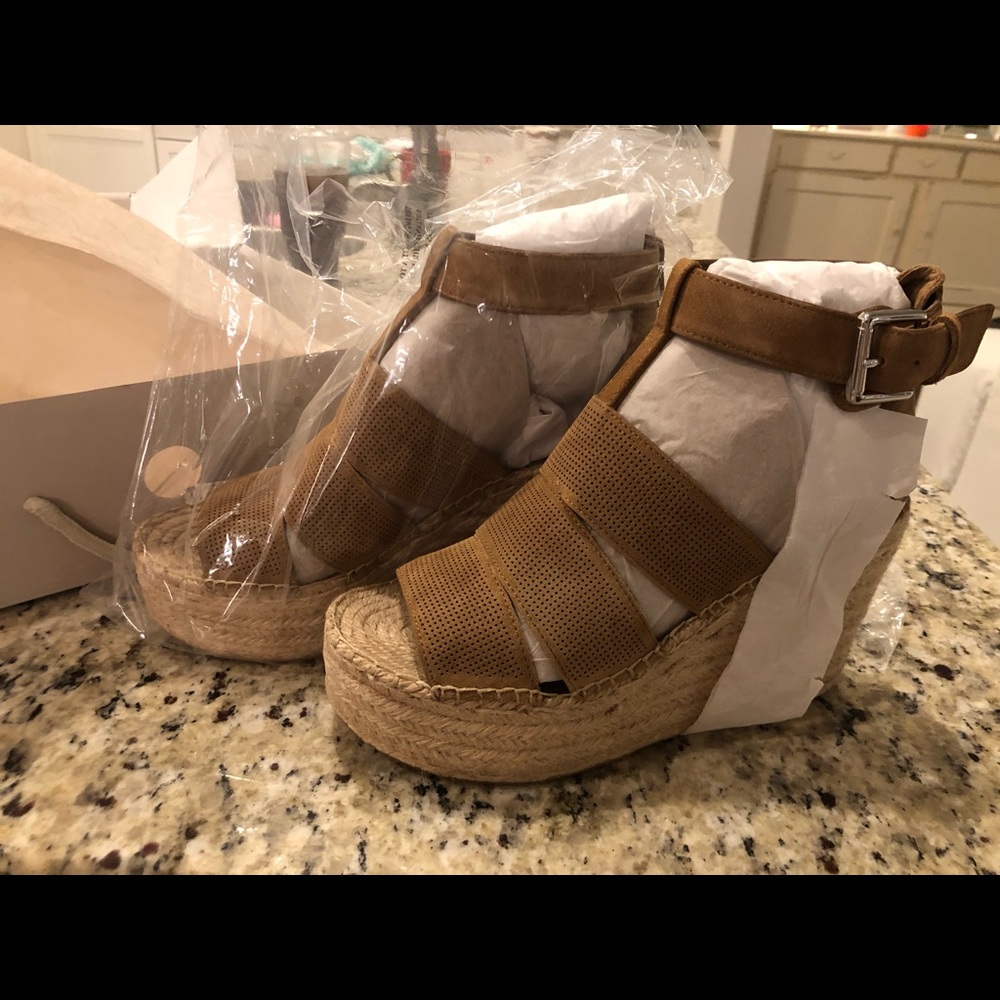Marc Fisher Wedges